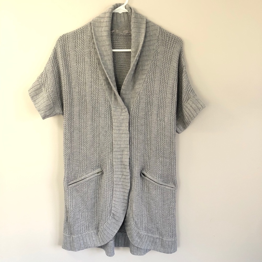 Athleta Light Gray Knit Short-Sleeve Cardigan